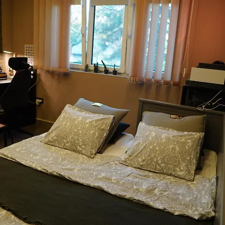 アパート Amazonka *